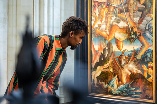 Zaalzicht 'Tussen Hemel en Aarde - Beleef Het Laatste Avondmaal van Bouts', Sint-Pieterskerk