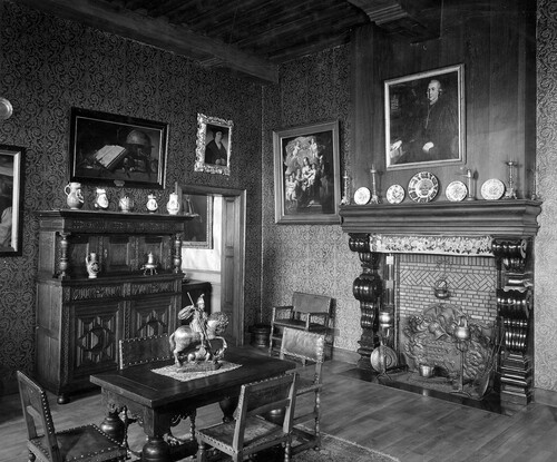 Een van de historische stijlkamers in het voormalige herenhuis Vander Kelen-Mertens, foto 1958