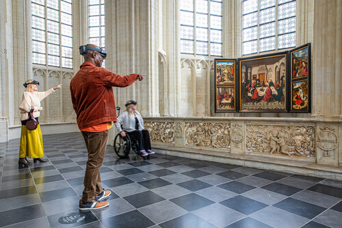 Zaalzicht 'Tussen Hemel en Aarde - Beleef Het Laatste Avondmaal van Bouts', 2020, M Leuven