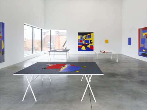 Vue de l'exposition ‘Bernard, Paul & Constant’, Leen Voet, 2023, M Leuven, photo: © Kristien Daem, M Leuven