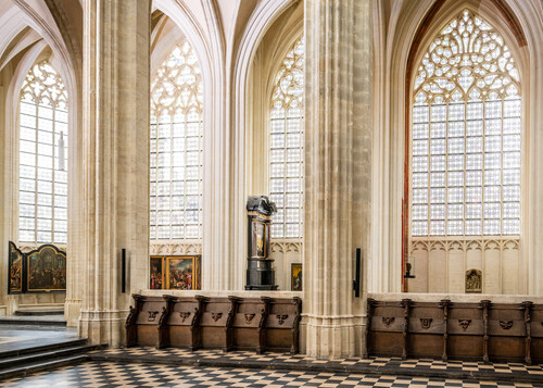 'Tussen Hemel en Aarde', 2020, M Leuven