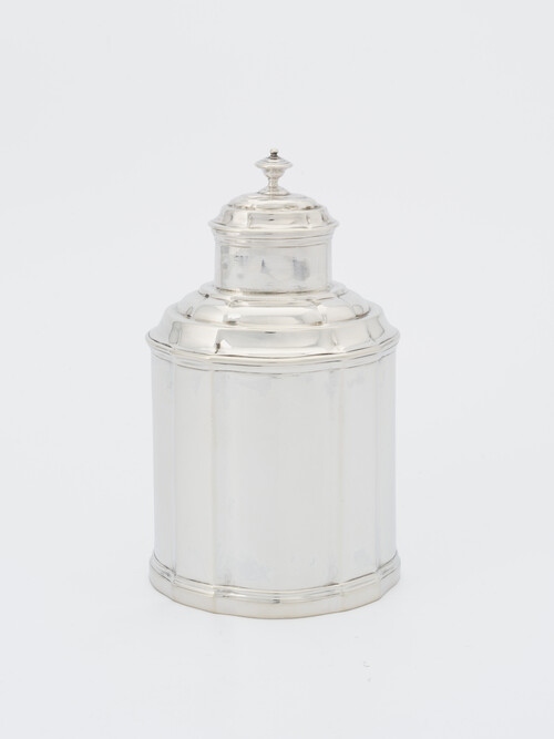 Theebus, Joannes Josephus Cool, Diest, 1774, zilver Collectie M Leuven