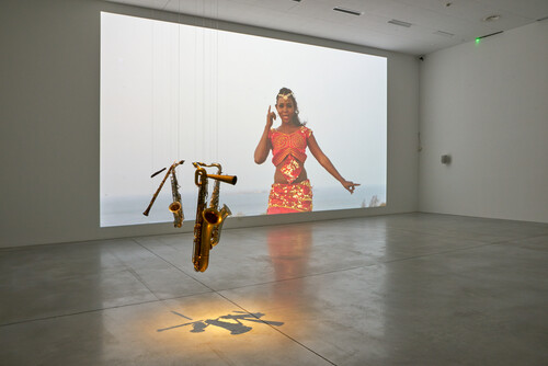 Vue d'exposition Aurélien Froment, Contes Doubles, 2017 © M-Museum Leuven |  photo: Rudi Van Beek