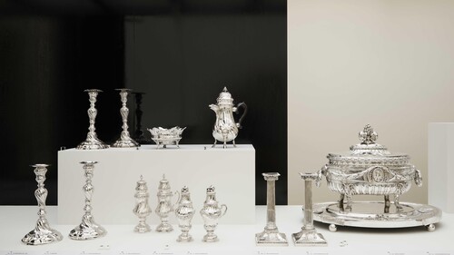 Installatiezicht ZILVER. Kunst | Object | Verhaal © M-Museum Leuven | foto: Dirk Pauwels