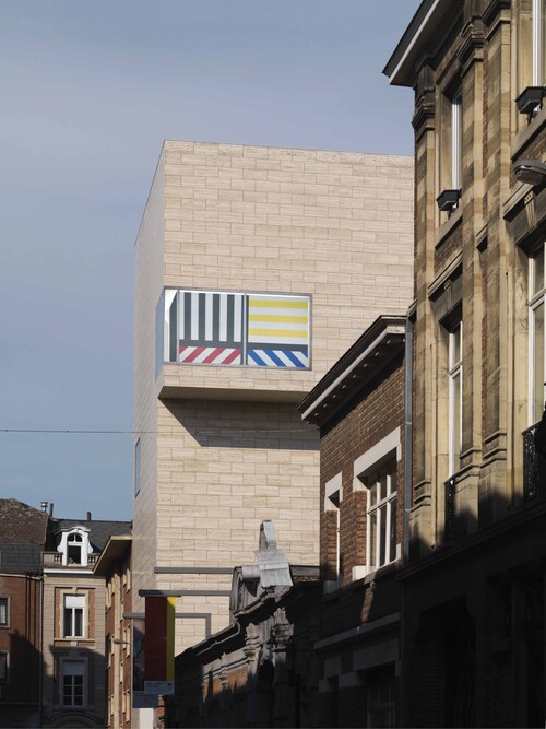 Installatiezicht Sol LeWitt © M-Museum Leuven | foto: Lieven Herreman