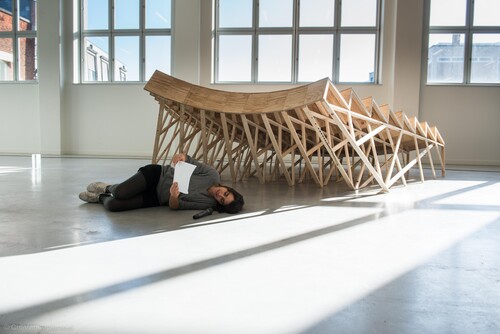 Performance Yael Davids, Playground 2012 © M-Museum Leuven | foto: Cis
