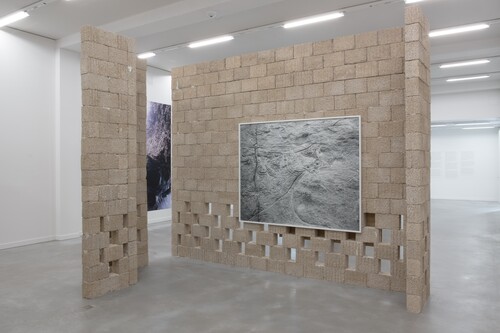 Kunstwerk van Jim Campers in M Leuven