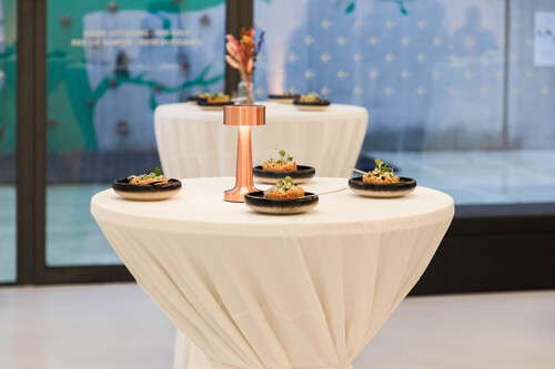 Preview in de zalen van M Leuven met walking dinner