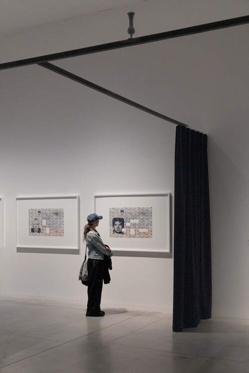 Zaalzicht 'Alias', 2024, M Leuven