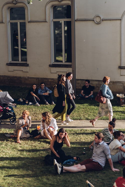 Bezoekers in de ZoMertuin van M Leuven
