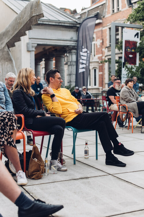 Bezoekers tijdens een afterwork in de ZoMerbar van M Leuven