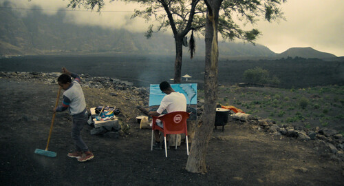 Film still 'Apple Cider Vinegar'