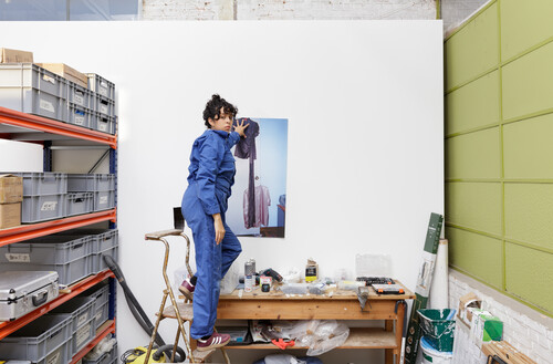 M-resident Angyvir Padilla in het M-atelier