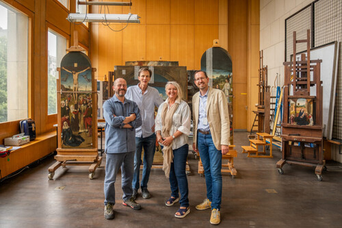Medewerkers aan het werk van KIK-IRPA